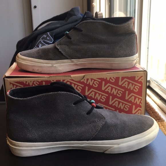 VANS - grey shoes with tribal print and beads - Picture 2 of 4